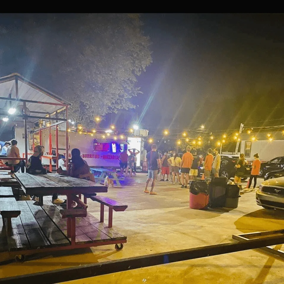 Las Trancas – Cesar Chavez taco trailer